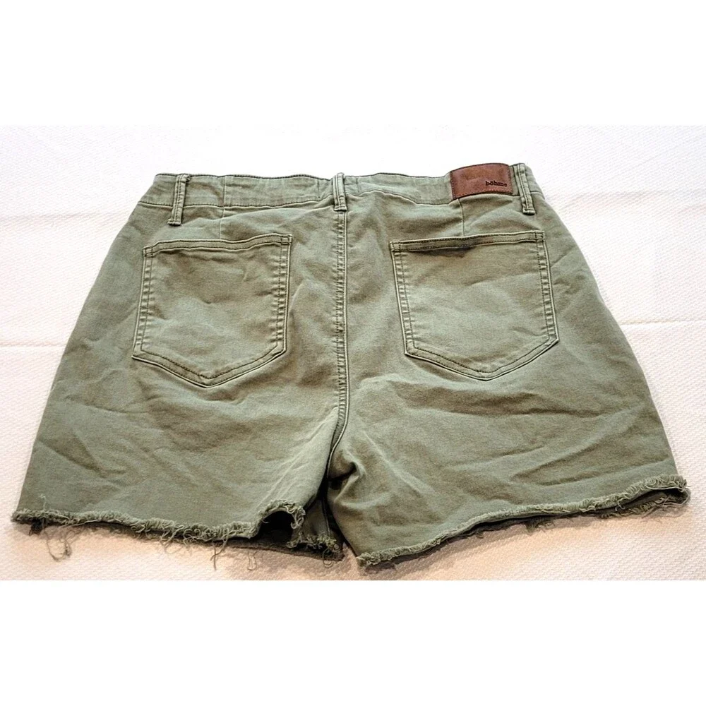 Bohme Women's L Olive Green High Waisted Shorts Frayed Hem Cotton Pockets Preppy